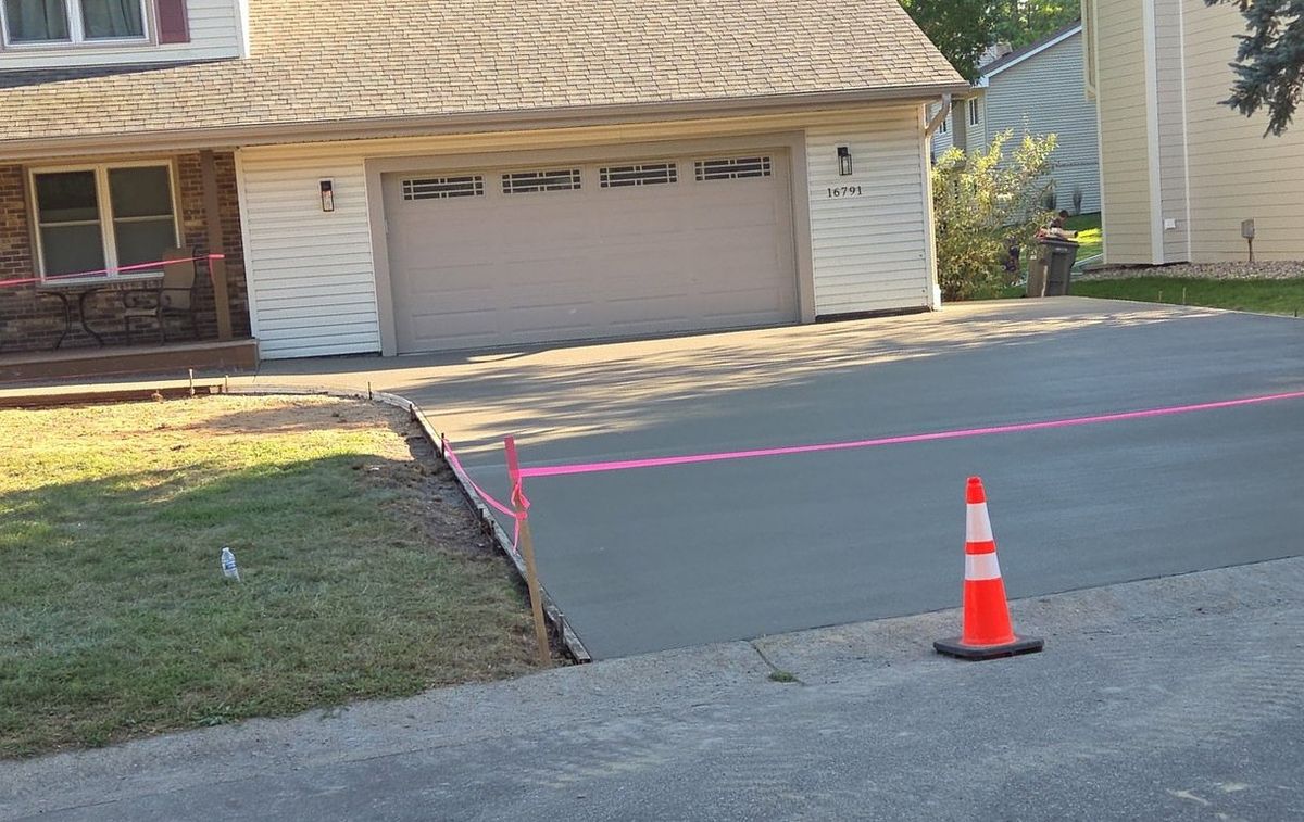 Finished concrete driveway pour