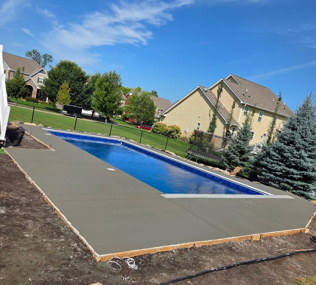 Inground pool deck with cover box